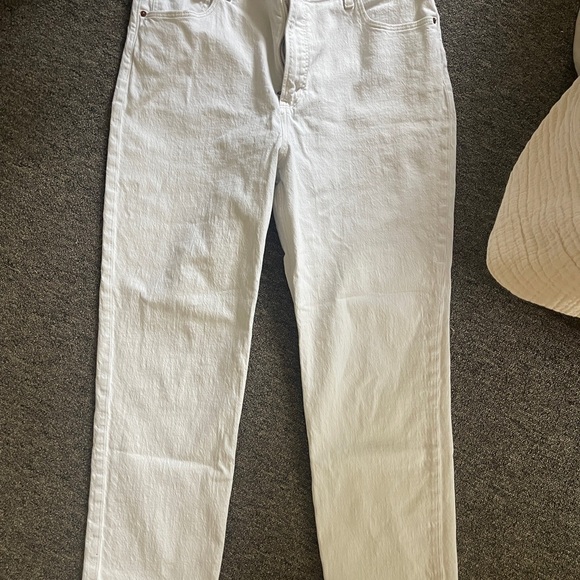 Abercrombie & Fitch ankle straight ultra high rise white denim jeans size 34 - Picture 2 of 7